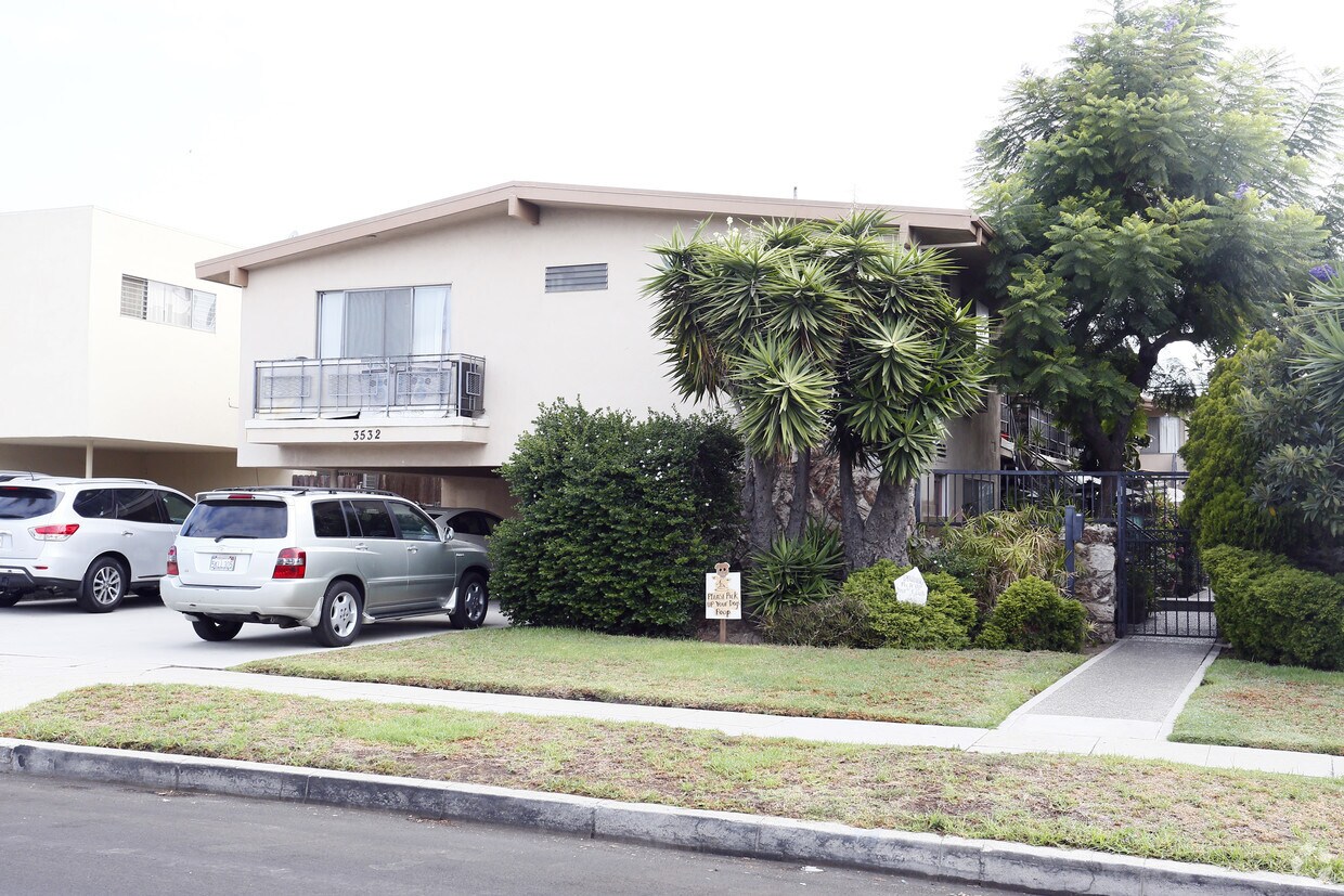Foto del edificio - 3532 Vinton Ave