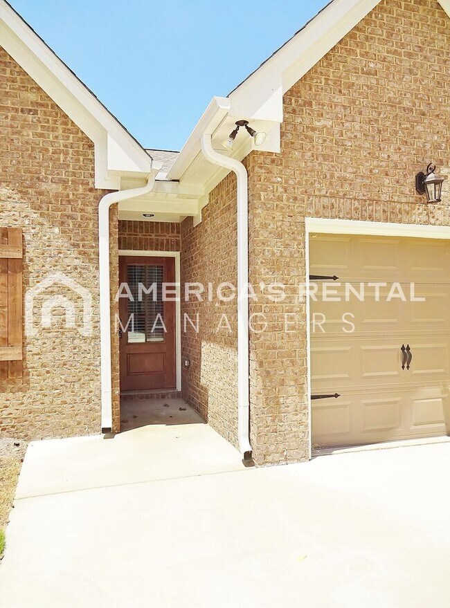 Building Photo - Home for rent in Lake Cyrus...Available to...