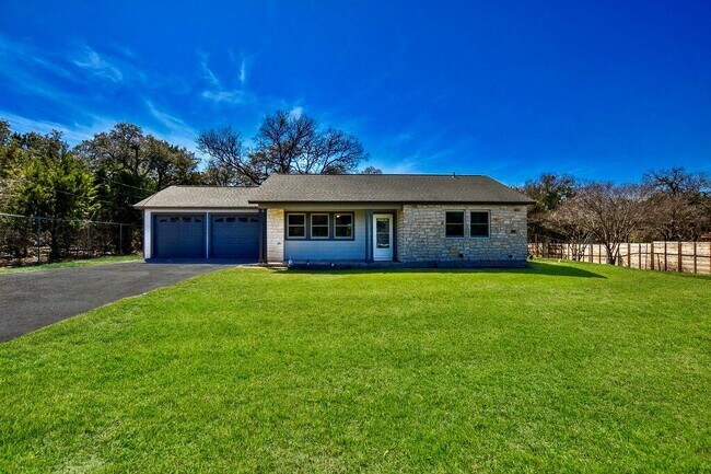 Foto del edificio - 16001 Awalt Dr