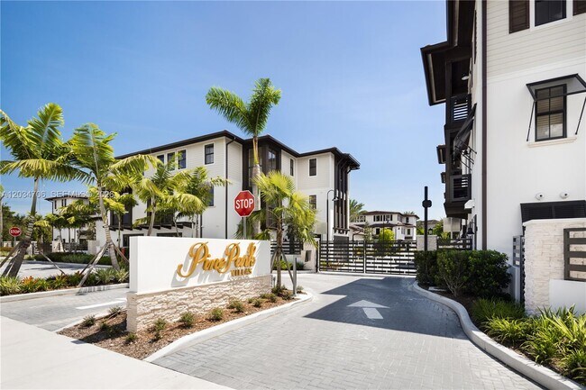 Foto del edificio - 7504 SW 100th St