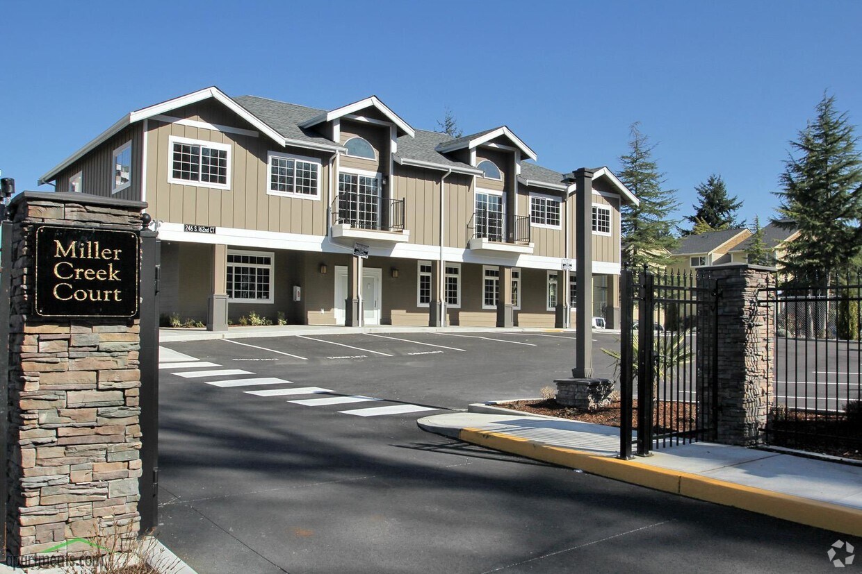 Miller Creek Court Townhomes for Rent Burien, WA