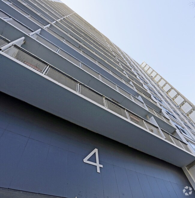 4 Washington Square Vlg, New York, NY 10012 Apartments New York, NY