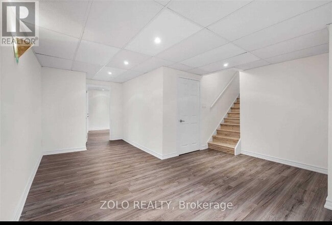 Building Photo - 352 Crossland Gate