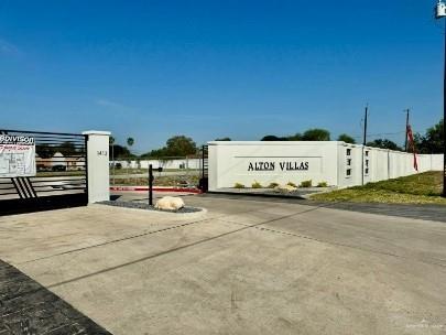 Foto del edificio - 19 Inspiration Rd