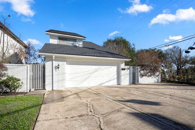 Building Photo - 4102 Judson Ave