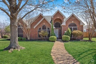 Building Photo - 330 Hampton Ct