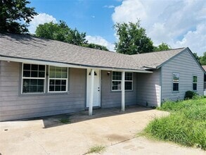 Building Photo - 5943 Southville St
