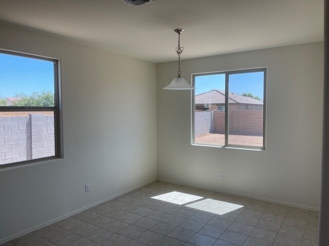 Building Photo - 1635 E KINGMAN PL - 3BR 2BA Kortsen/Arizol...