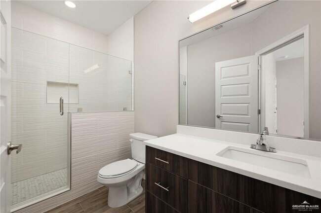 Foto del edificio - 4216 Walnut Ave
