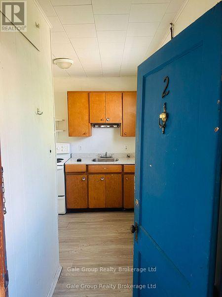 Photo du bâtiment - 406 Simcoe St