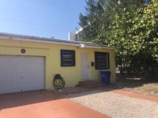 Primary Photo - 3200 NE 5th Ct