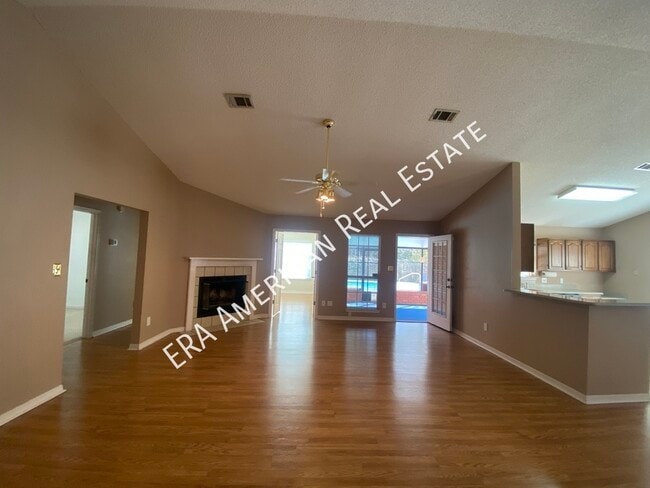 Foto del edificio - 4032 Leesway Cir