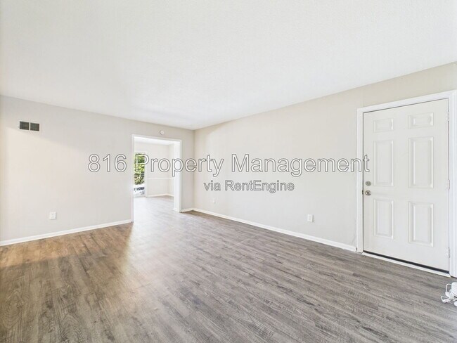 Foto del edificio - 8034 Campbell St