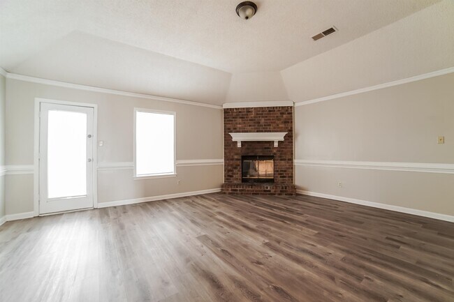 Foto del edificio - 6603 Waders Ridge Dr