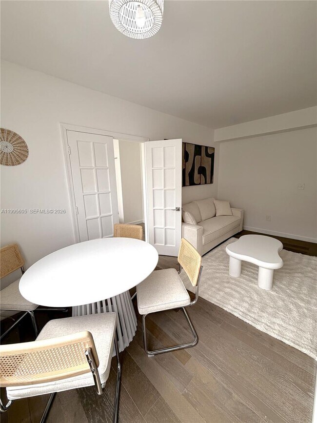 Foto del edificio - 605 Euclid Ave