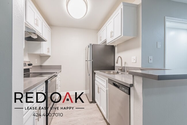 Foto del edificio - 1200 N Olive Dr