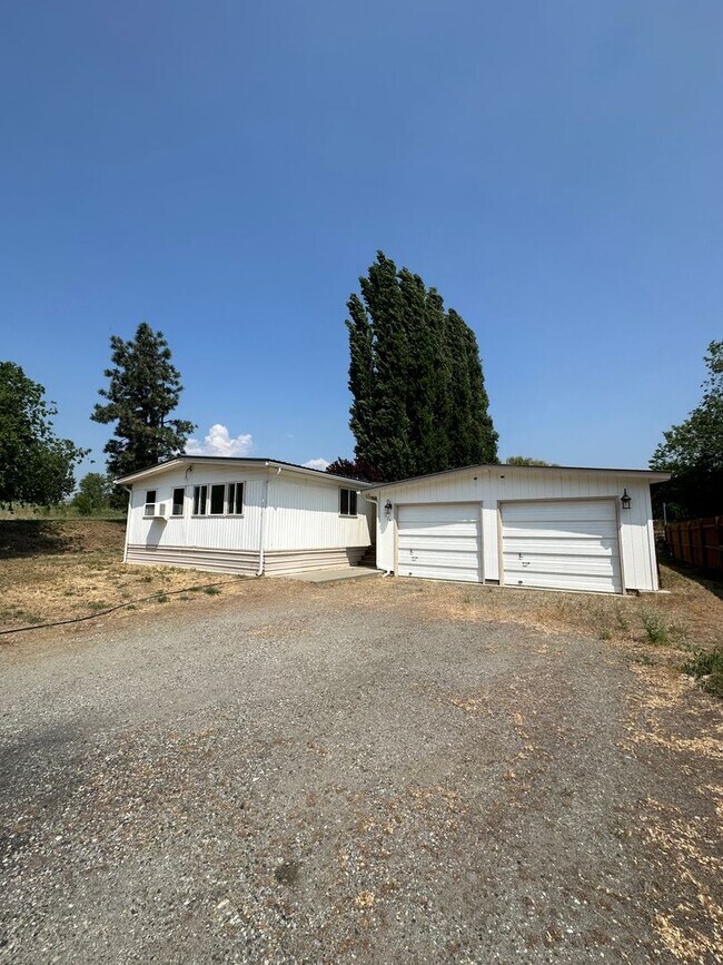 Foto del edificio - Cute 2 Bedroom & 2 Bathroom Home