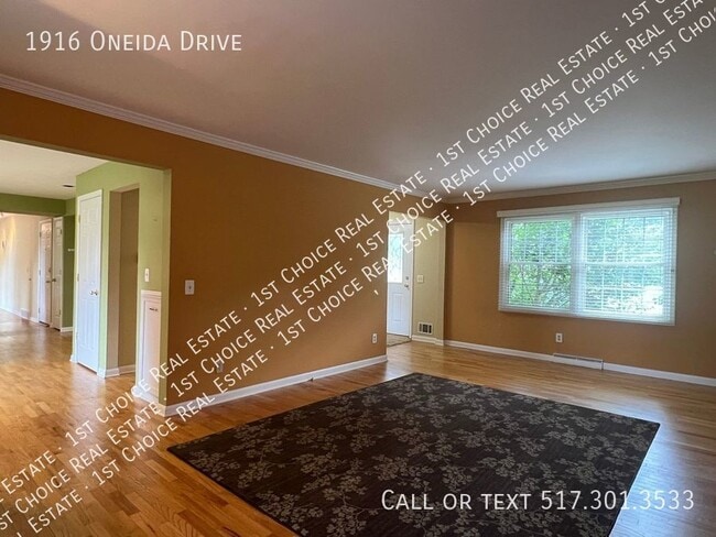 Building Photo - Traditional 2-Story House w/ 4-BDR 2.5-BTH...