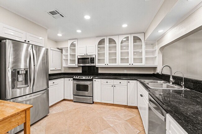 Foto del edificio - Waterfront Condo in Gulf Landings
