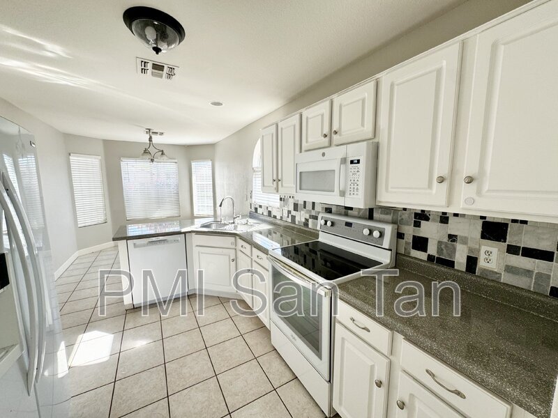 Photo - 2530 East Jasper Drive