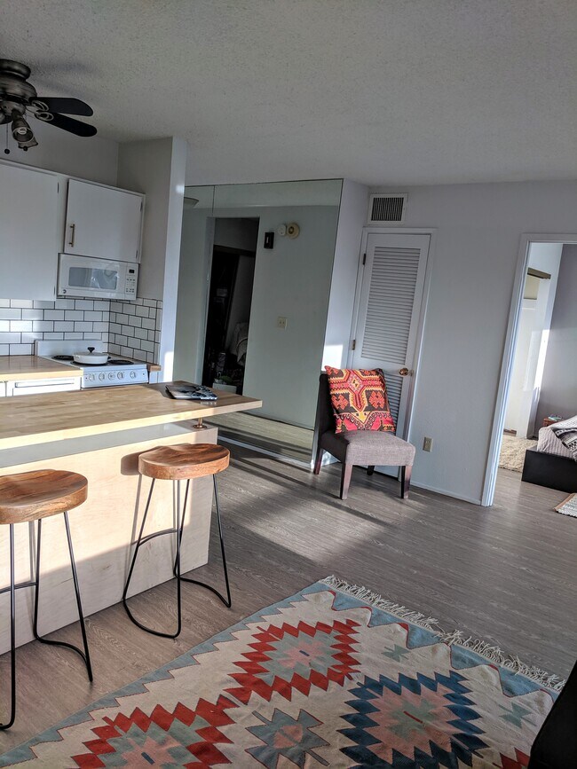 Foto del edificio - 3701 SW Condor Ave