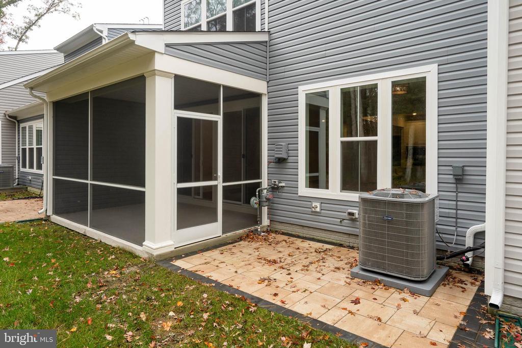 Primary Photo - 32066 White Tail Dr