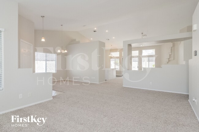 Building Photo - 107 Workman Ct