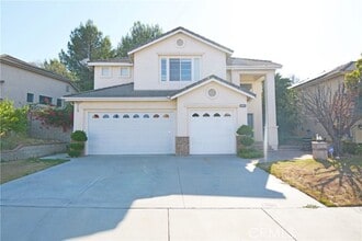 Building Photo - 1528 Rancho Hills Dr