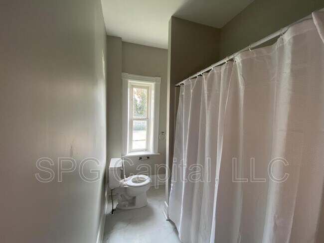 Foto del edificio - 16 East Ave