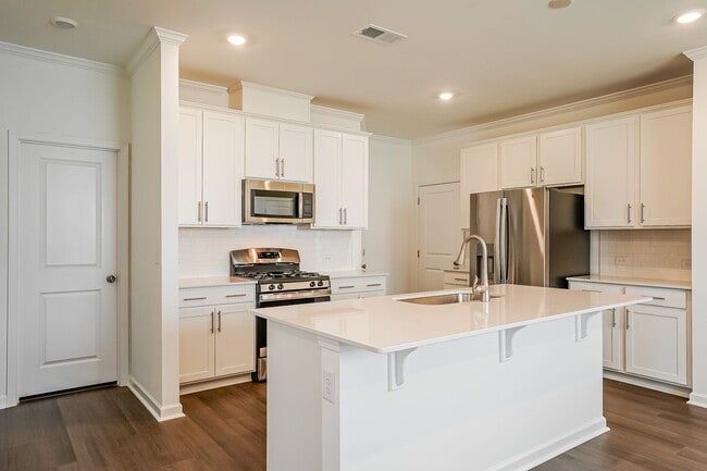 Building Photo - $395 off first month rent!! “Bright, Modern & Move-In Ready – 4BR/3BA Townhome - Angier