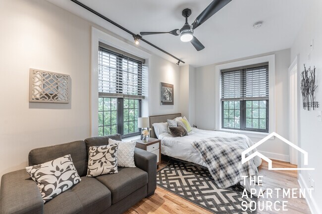 Foto del edificio - 4532 N Sheridan Rd
