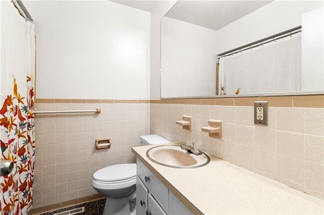 Foto del edificio - 1107 E Ocean View Ave