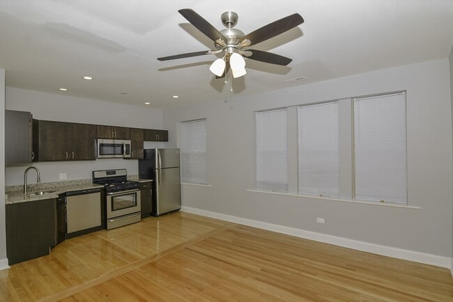 Foto del edificio - 2958 N Washtenaw Ave