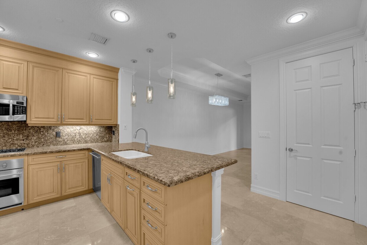 Foto principal - 3871 NE 22nd Way