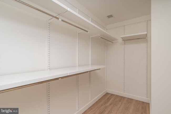 Building Photo - 1630 Columbia Rd NW