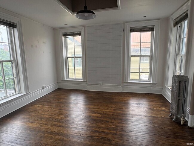 Foto del edificio - 511 W Wayne St