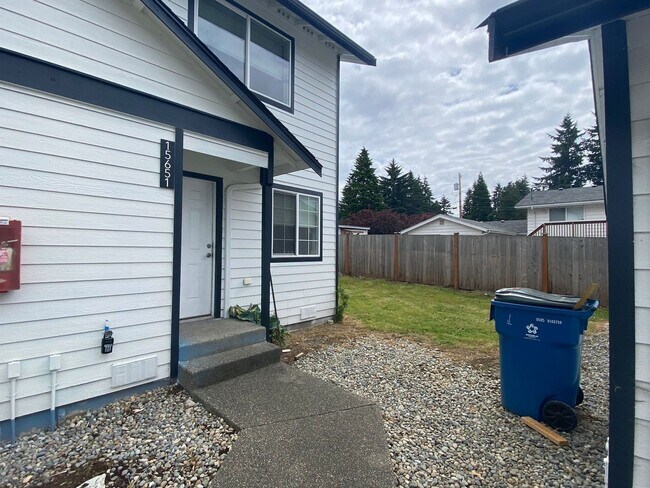 Building Photo - Large Monroe Duplex with Garage and fenced...