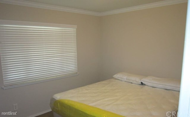 Building Photo - 11603 Groveland Ave