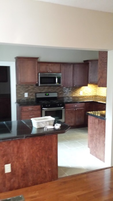Kitchen - 1412 S Gaines St