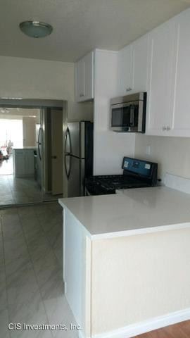 Foto del edificio - 4950 Narragansett Ave