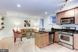 Building Photo - 1740 18th St NW