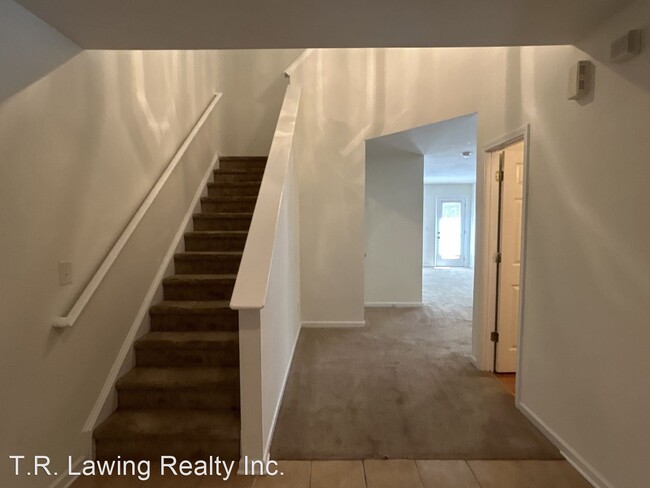 Building Photo - 4 br, 2.5 bath House - 5808 Brookfield Poi...