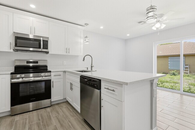 Foto del edificio - 2955 Dunbar St