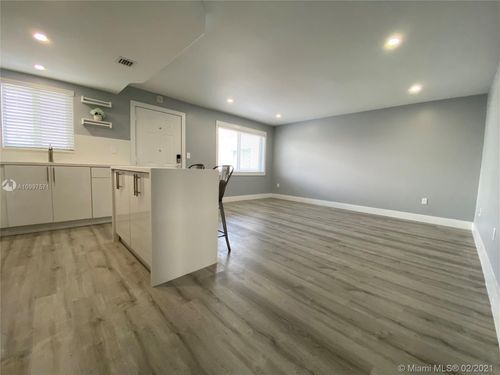 Foto del edificio - 3101 SW 27th Ave