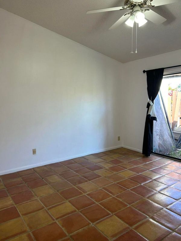 Foto del edificio - 22682 Vistawood Way
