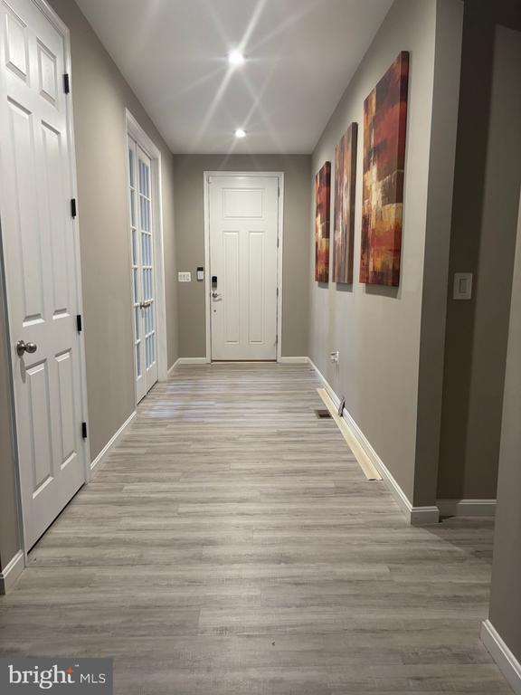Foto del edificio - 7706 Colburn Dr