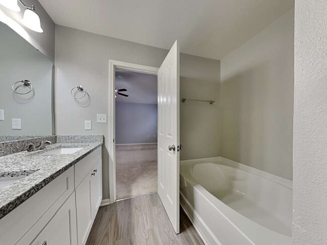 Foto del edificio - 341 Hunslet Cir