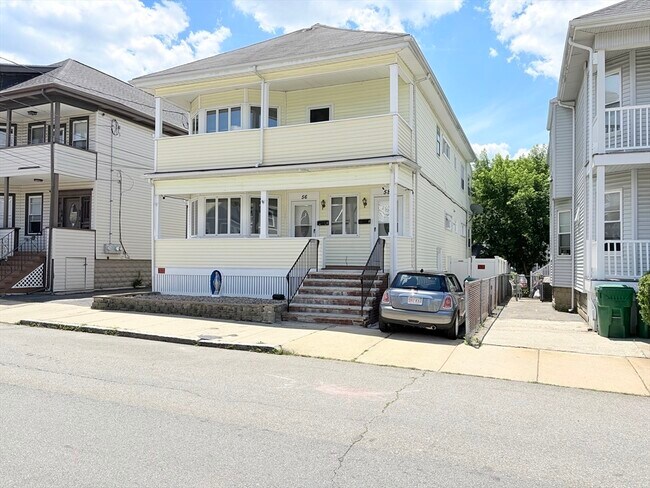 Foto del edificio - 56-58 Stanley Ave