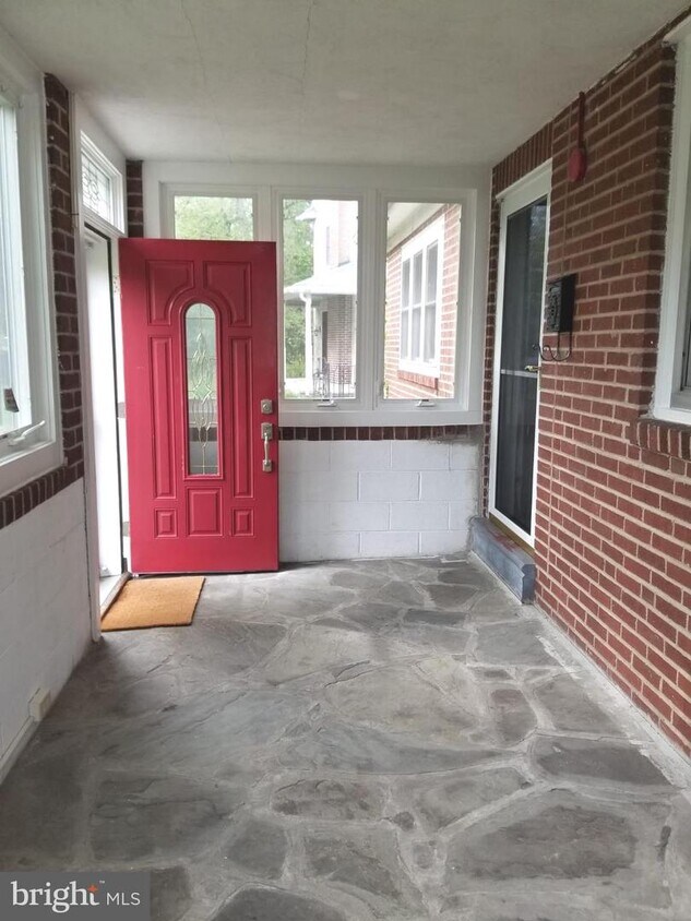 6797 Lawnton St, Philadelphia, PA 19128 House for Rent in