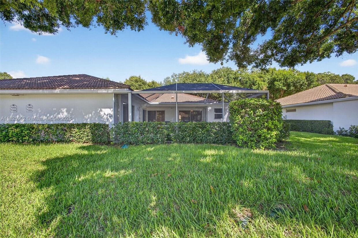 Primary Photo - 7102 Geminata Oak Ct